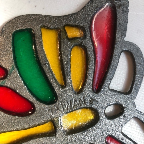 SOLD 1960s cast iron butterfly trivet - yellow red green - Picture 3 of 4